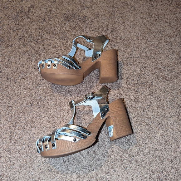 Porronet silver chunky heels size 7 - Picture 3 of 5